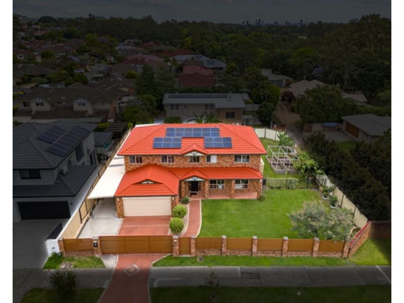 33 Scrub Road, Carindale QLD 4152