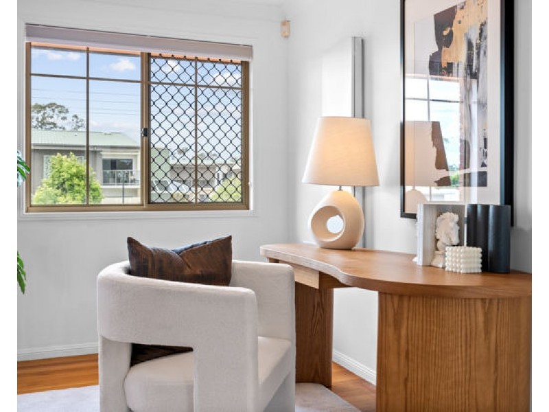 33 Scrub Road, Carindale QLD 4152