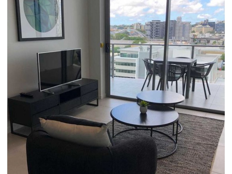 1102/5 Cameron Street, South Brisbane QLD 4101