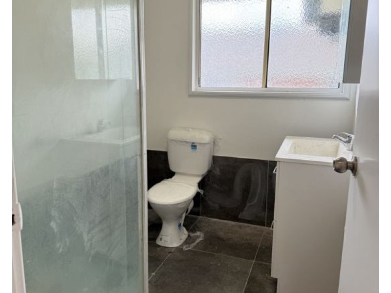 1 Skyline Drive, Kingston QLD 4114