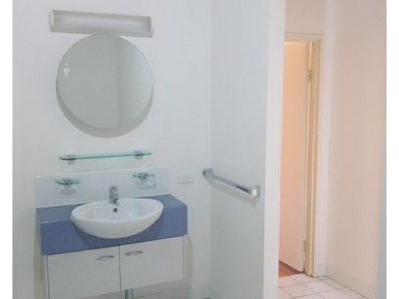 42/110 Macquarie St, Teneriffe QLD 4005