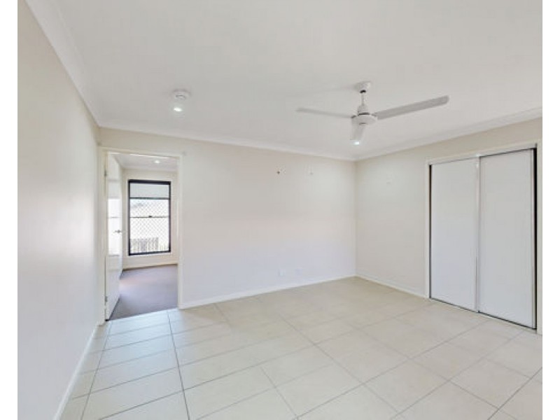 47 Parkland Dr, Springfield Lakes QLD 4300