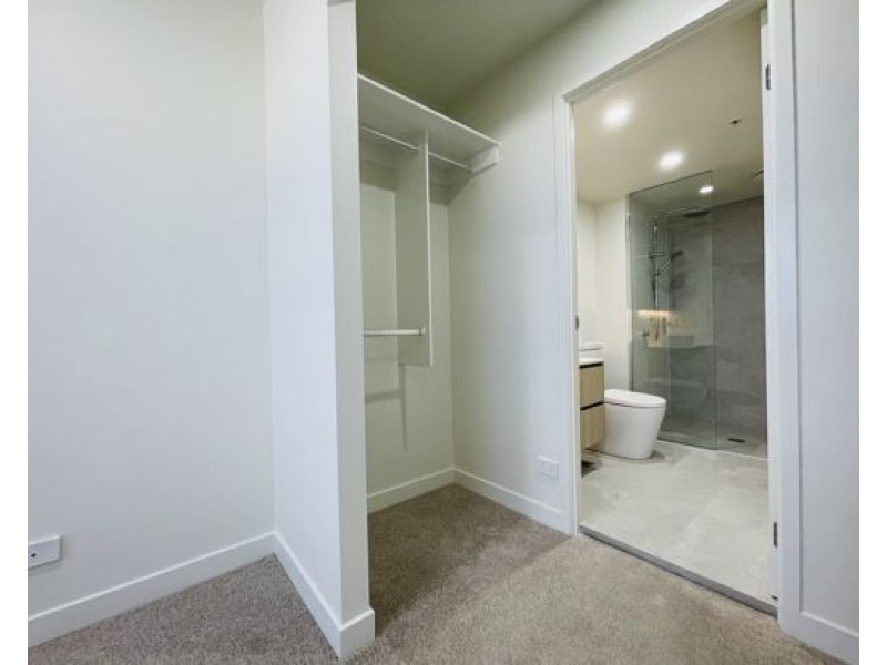 1007/21 Carl St, Woolloongabba QLD 4102