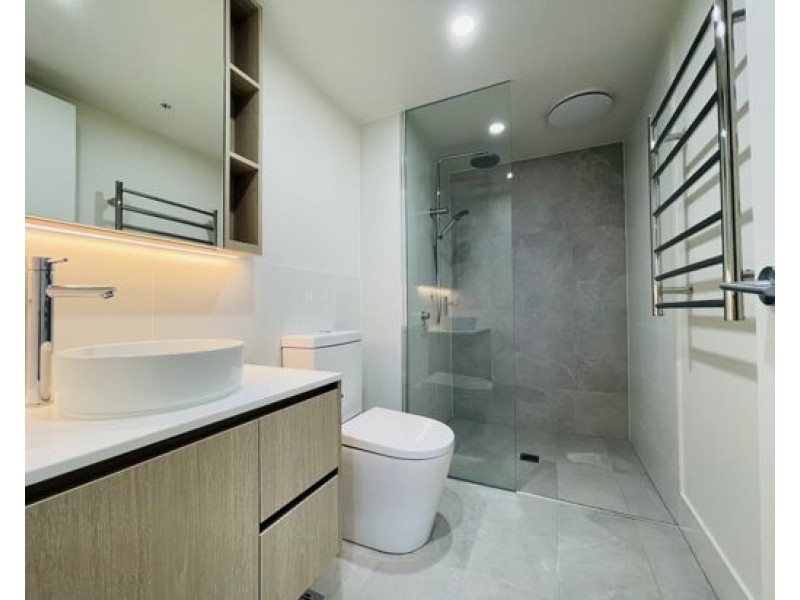 1007/21 Carl St, Woolloongabba QLD 4102