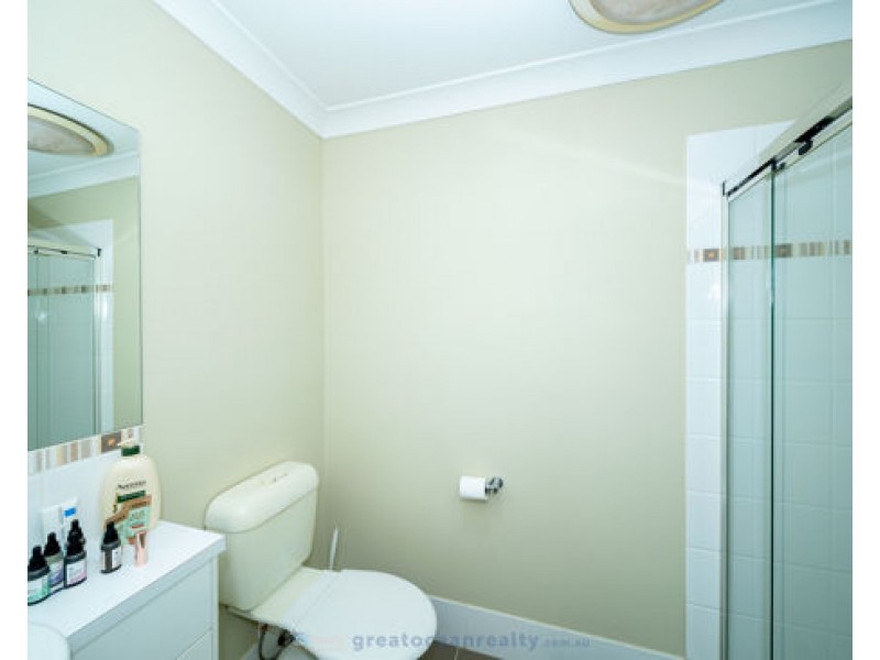 3/8 Seashell Avenue, Coomera QLD 4209