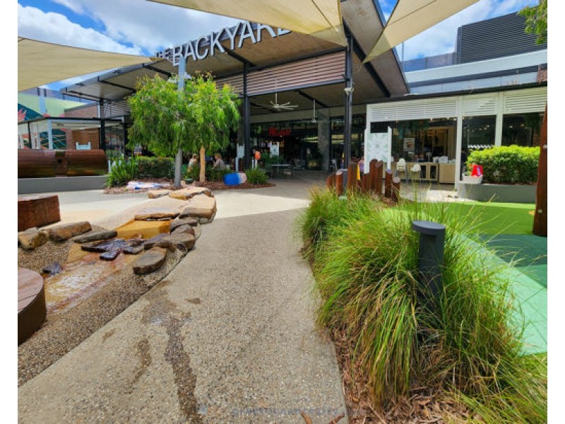 3/8 Seashell Avenue, Coomera QLD 4209