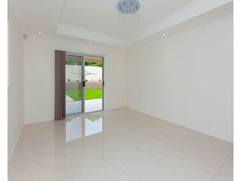 13 Dema Street, Sunnybank QLD 4109