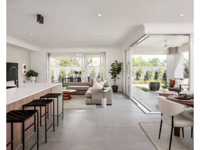 00 Address Upon Request, Eight Mile Plains QLD 4113