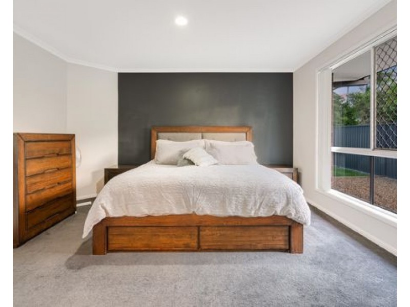 41 COOTHARABA DRIVE, Helensvale QLD 4212