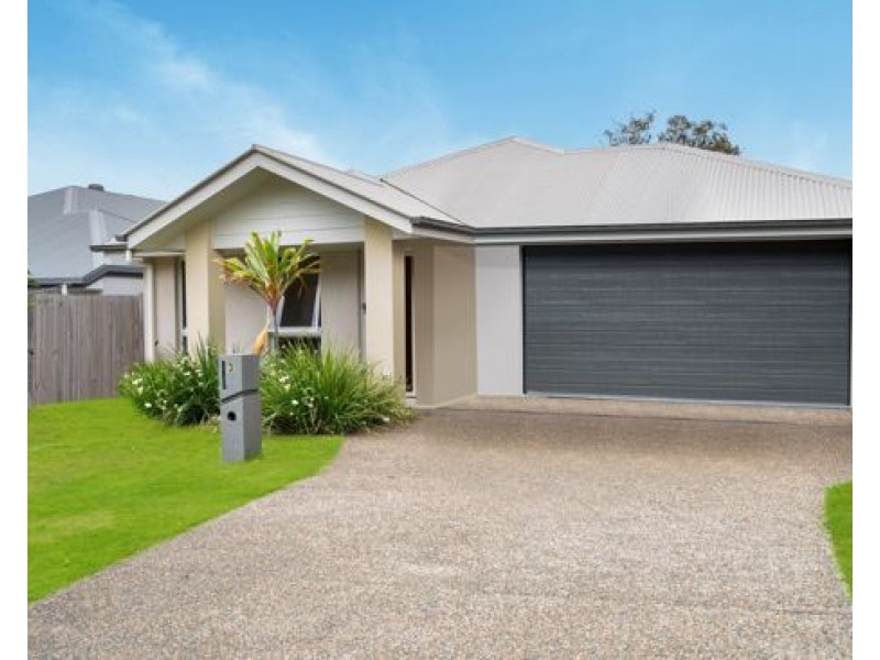 3 Suffolk Place, Pallara QLD 4110