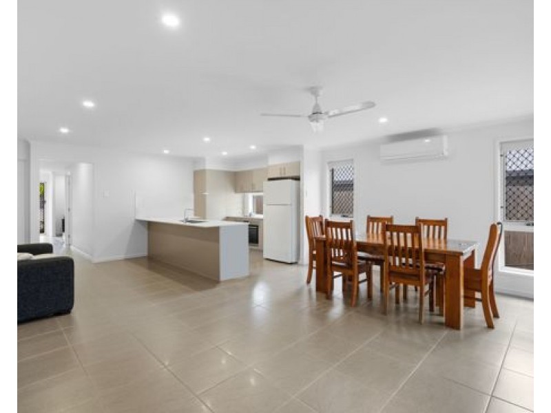 3 Suffolk Place, Pallara QLD 4110