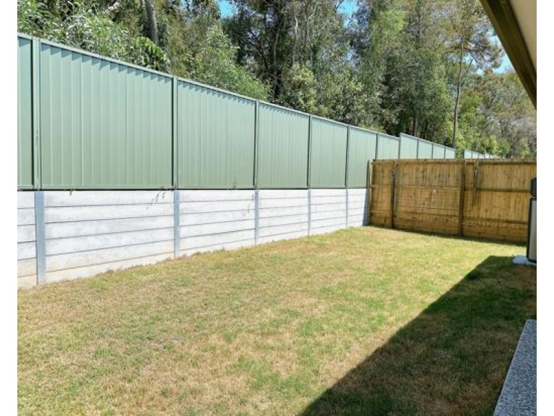 17 KESTREL RD,, Park Ridge QLD 4125