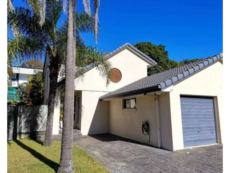 33/35 Killarney Avenue, Robina QLD 4226