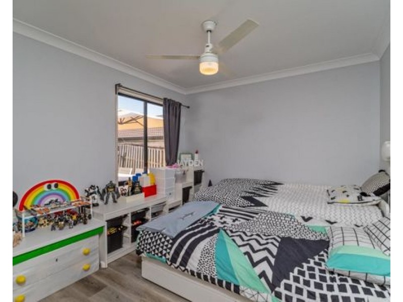 23 WITHEREN CIRCUIT, Pacific Pines QLD 4211