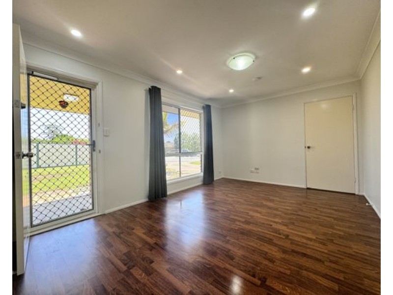 6 Dimmity Court, Marsden QLD 4132