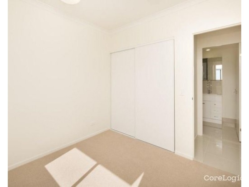 34/171 Scarborough Street, Southport QLD 4215