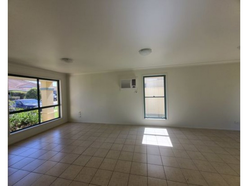 26/2 Anaheim drive, Helensvale QLD 4212