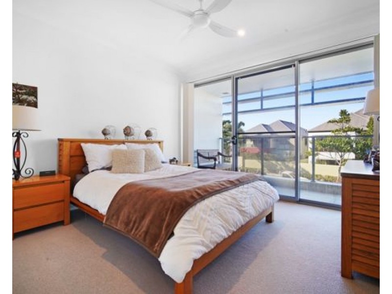 9/3031 The Boulevard, Carrara QLD 4211