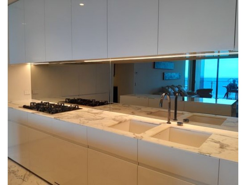 1602/272 Hedges Av, Mermaid Beach QLD 4218