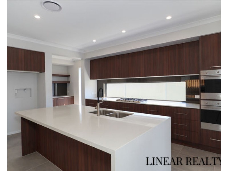 2 Shell Street, Nerang QLD 4211