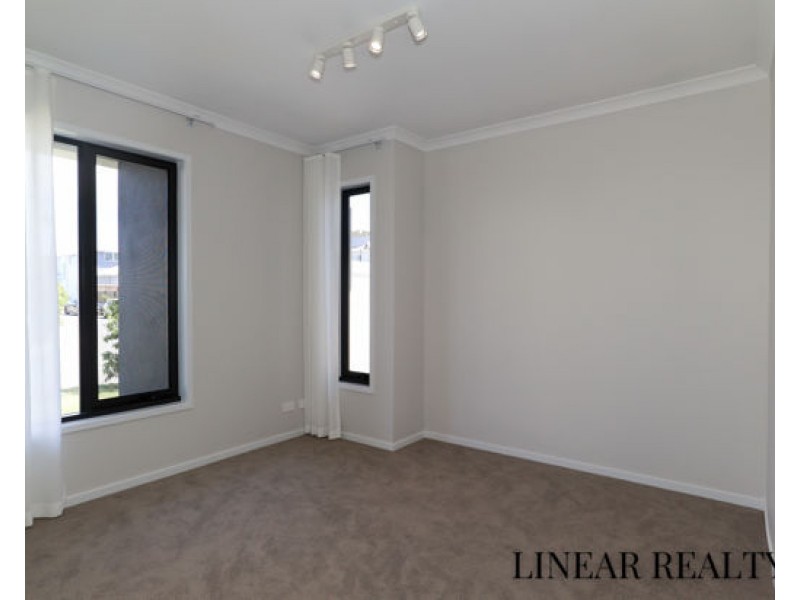 2 Shell Street, Nerang QLD 4211