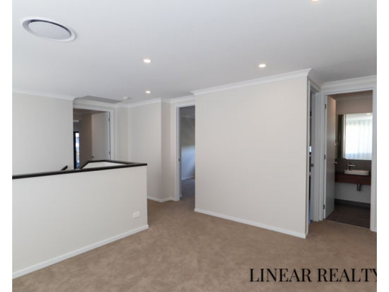 2 Shell Street, Nerang QLD 4211