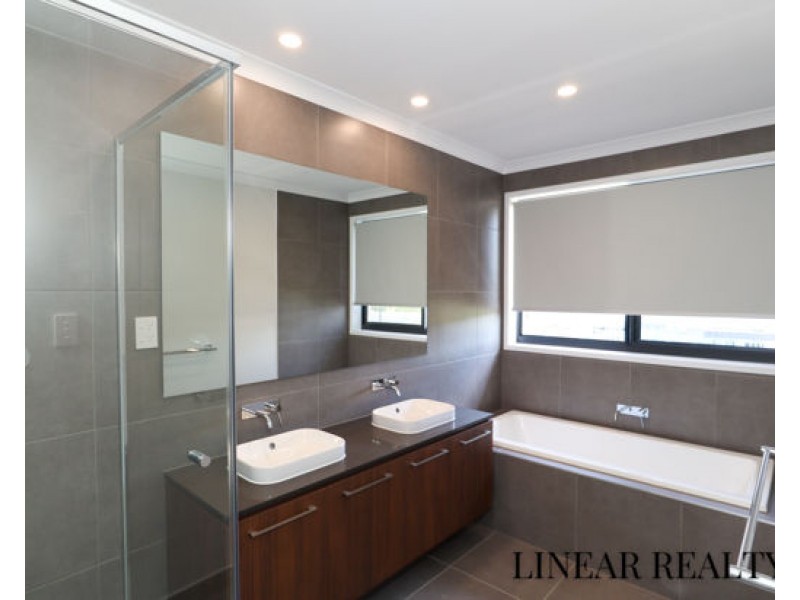 2 Shell Street, Nerang QLD 4211