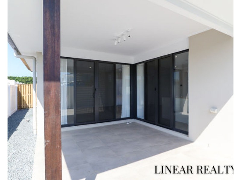 2 Shell Street, Nerang QLD 4211