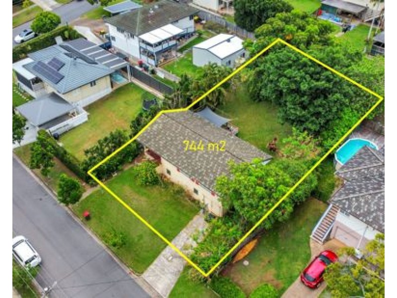 15 Trochus Street, Mansfield QLD 4122