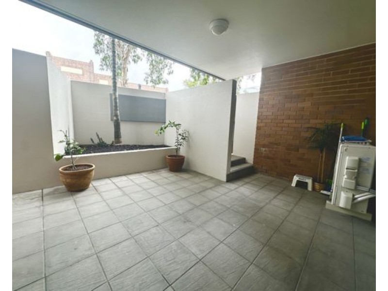 07 563 Gregory Terrace, Bowen Hills QLD 4006