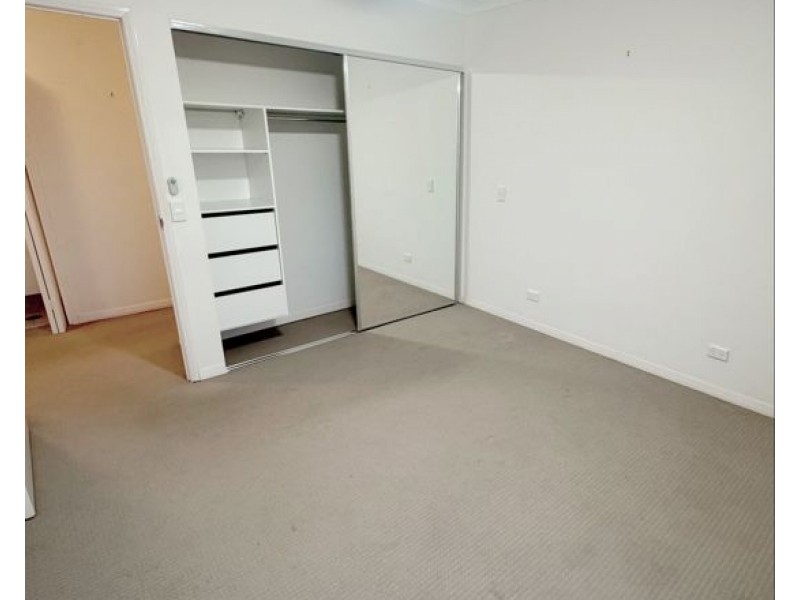 4305/12-14 Executive Dr,, Burleigh Waters QLD 4220