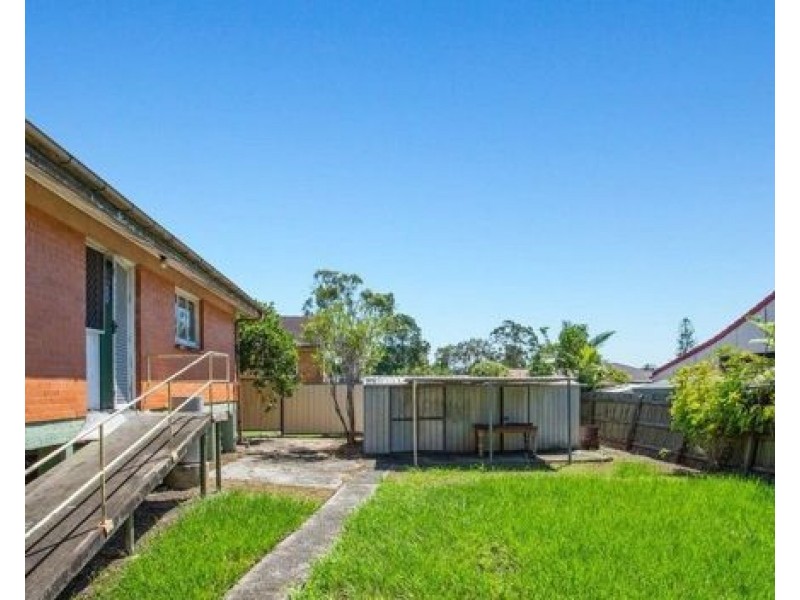 37 ewing rd, Logan Central QLD 4114