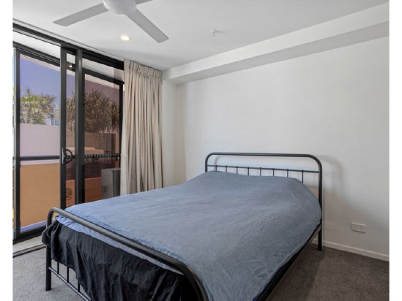 805/139 Scarborough Street, Southport QLD 4215