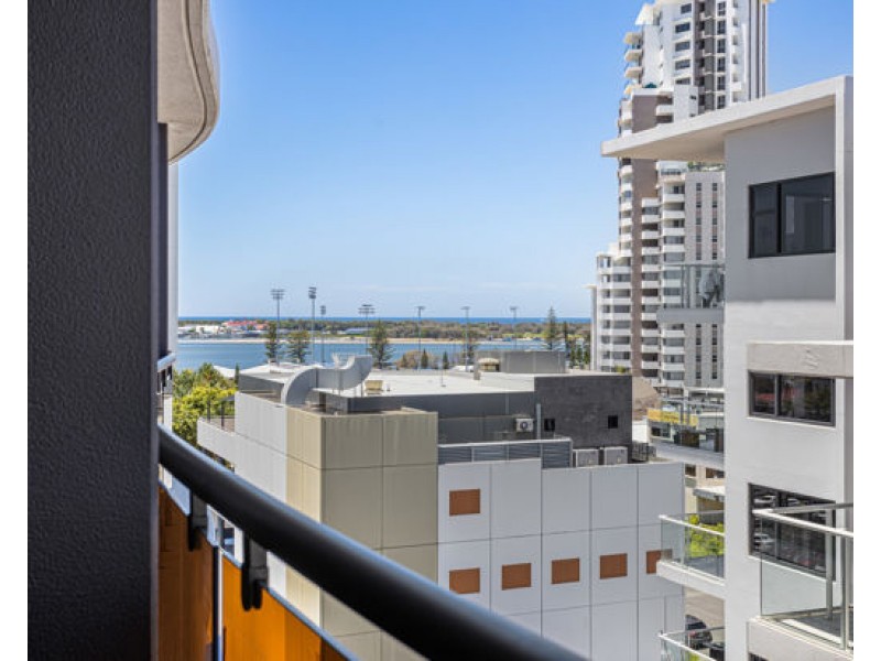 805/139 Scarborough Street, Southport QLD 4215
