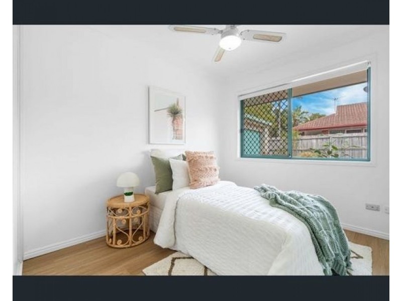 4 Jamieson Drive, Parkwood QLD 4214