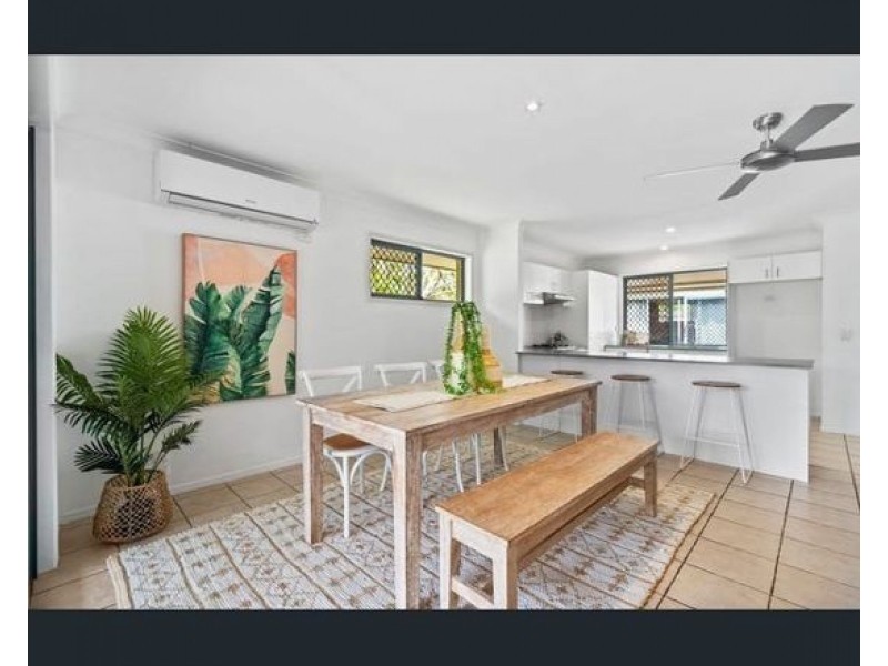 4 Jamieson Drive, Parkwood QLD 4214