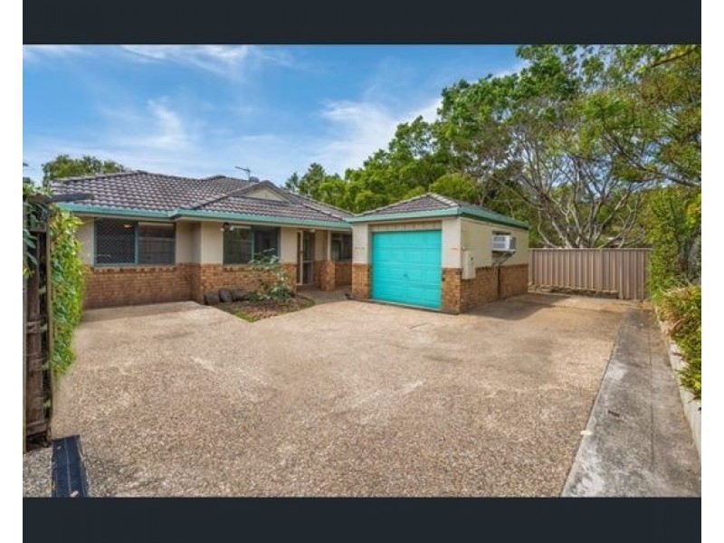 4 Jamieson Drive, Parkwood QLD 4214