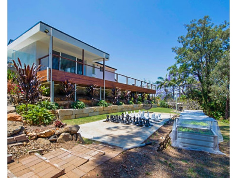 4 Earle Court, Tallai QLD 4213