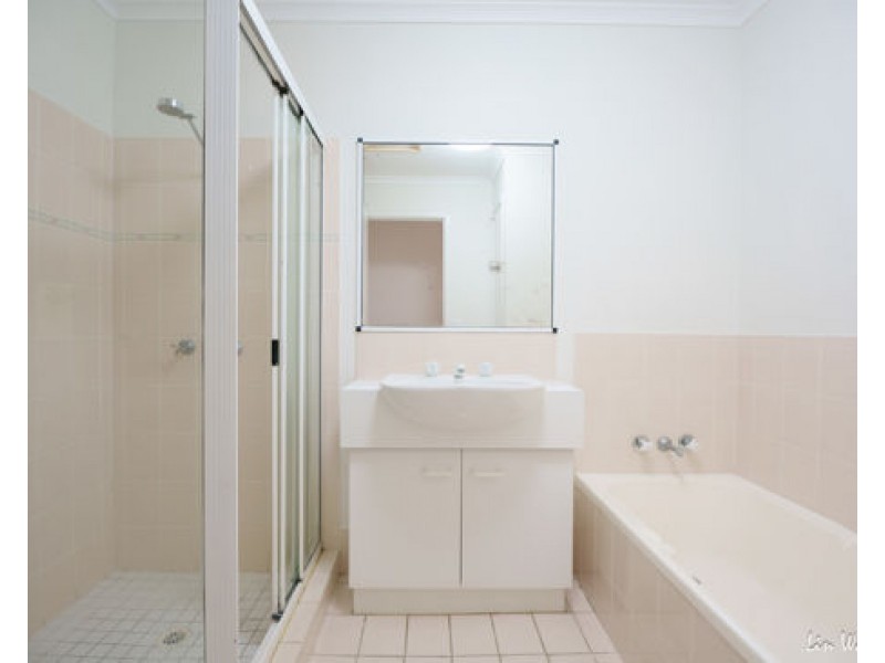 108/128 Benowa Road, Southport QLD 4215