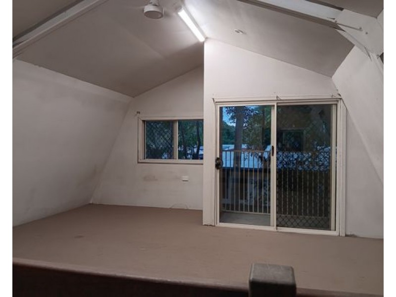 15 Cantal Close, Smithfield QLD 4878