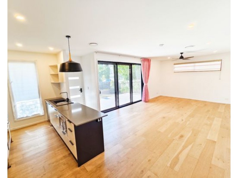 1/21-23 Worden St, Morningside QLD 4170