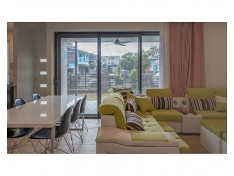 1/21-23 Worden St, Morningside QLD 4170