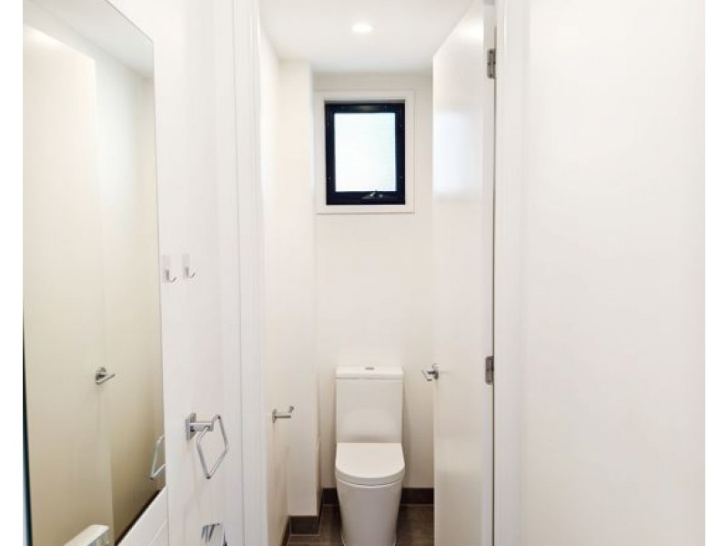 1/21-23 Worden St, Morningside QLD 4170