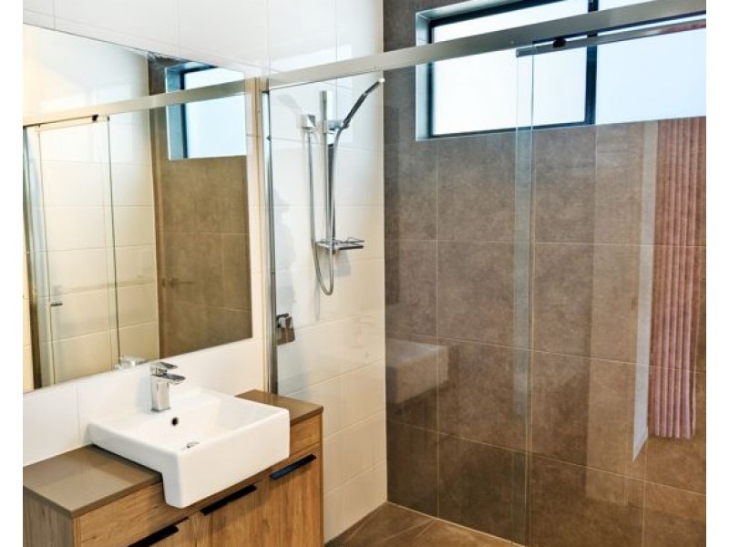 1/21-23 Worden St, Morningside QLD 4170
