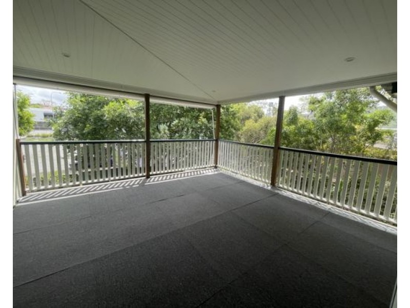 2/9 Morrissey Street, Woolloongabba QLD 4102