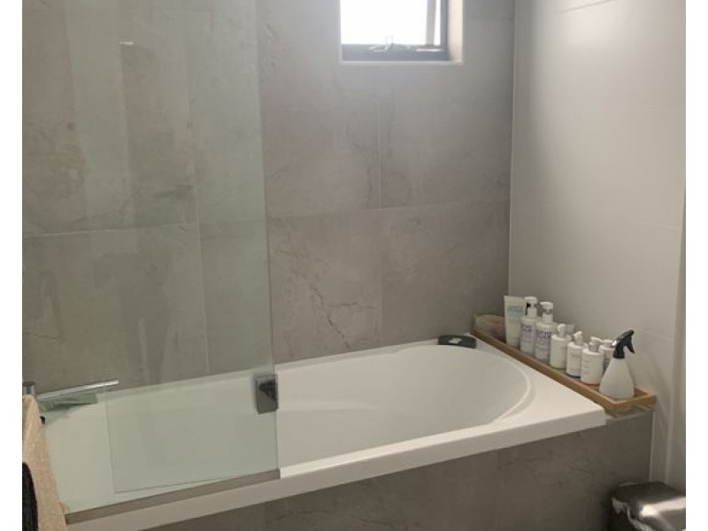 4/259 Ashmore Road,, Benowa QLD 4217