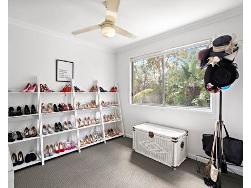 5 Dongola Street, Durack QLD 4077