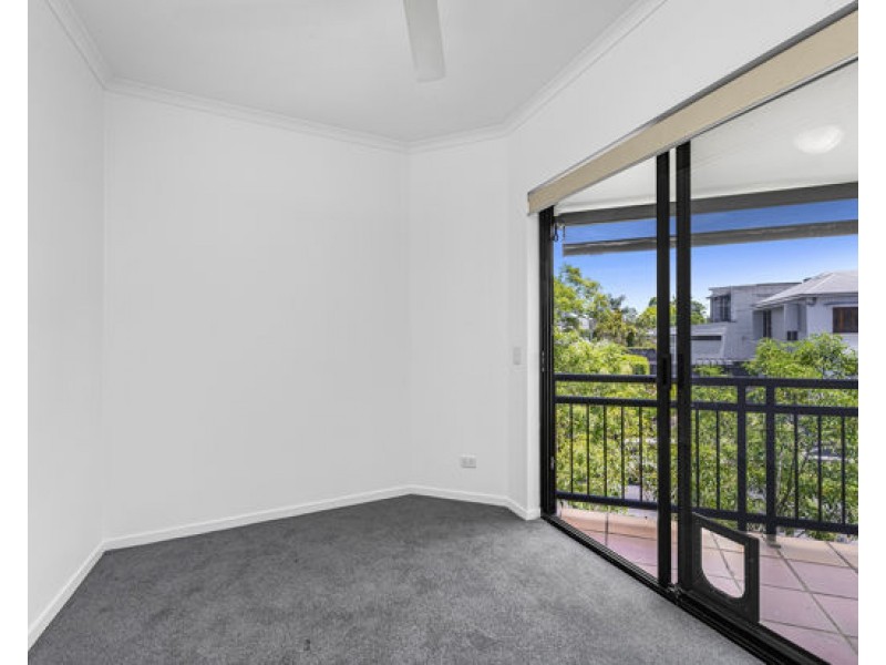 10/2 Macquarie Street, Teneriffe QLD 4005