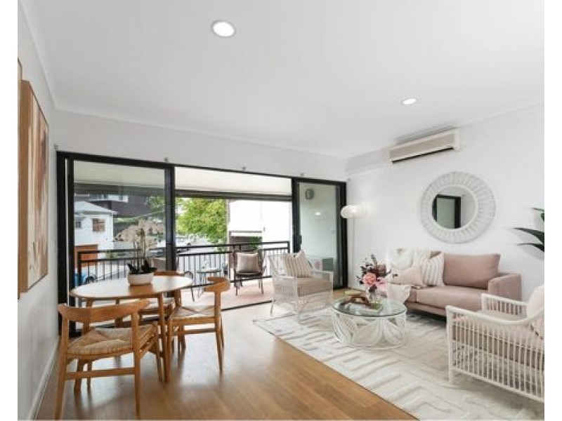 10/2 Macquarie Street, Teneriffe QLD 4005