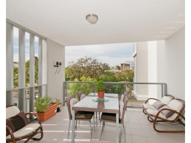 11/12 Belgrave Road, Indooroopilly QLD 4068